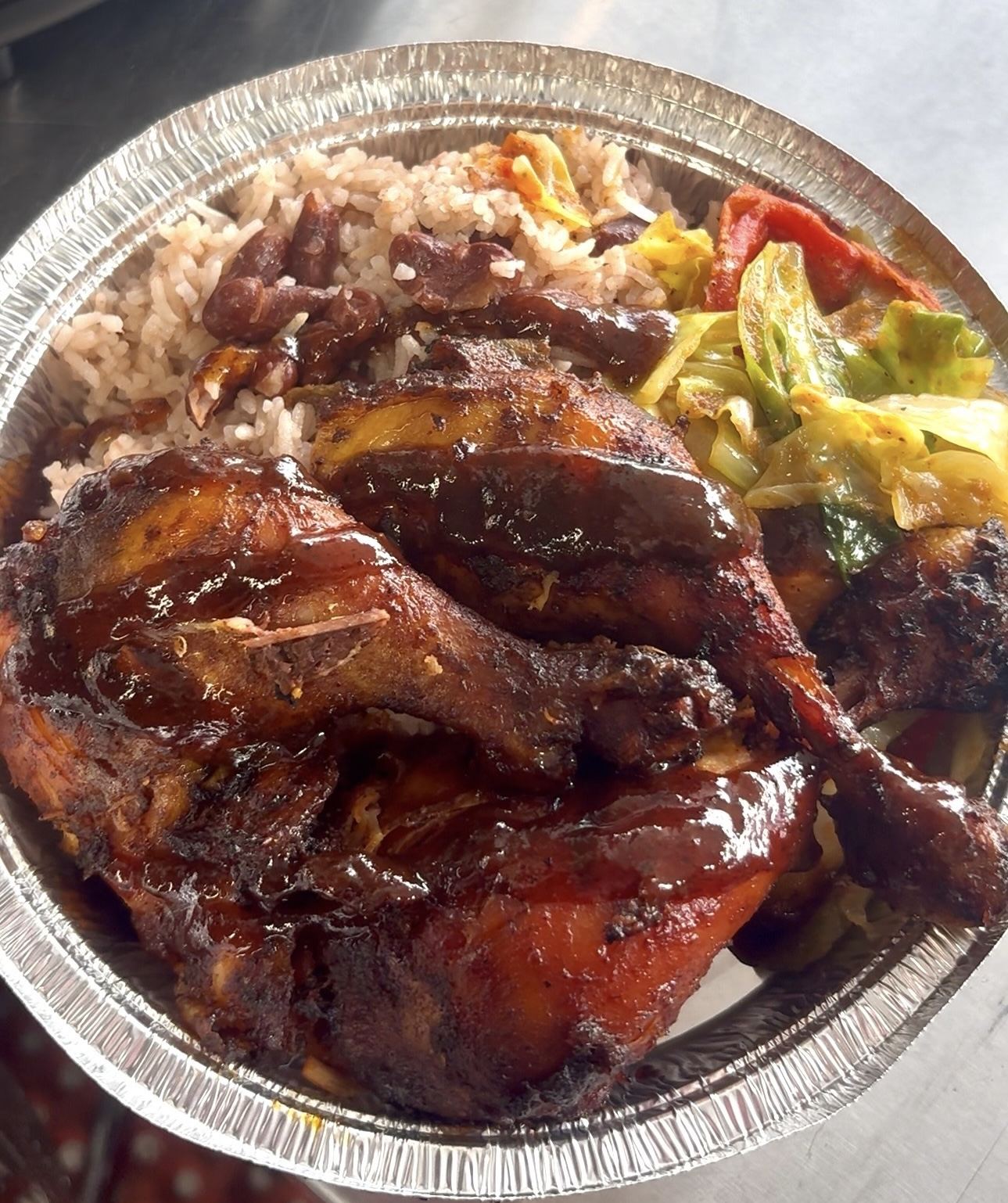Chicken plate with rice and vegetables